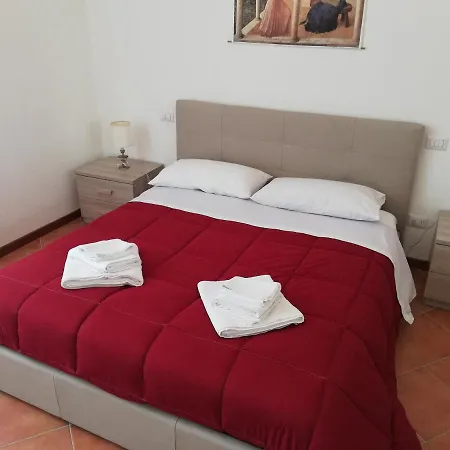 Casa Di Pietro Aretino, Centro Storico 4-8 Letti *